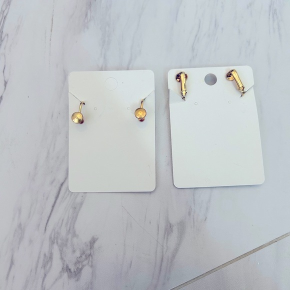 Vintage Gold and Black Earrings Set - Picture 4 of 5